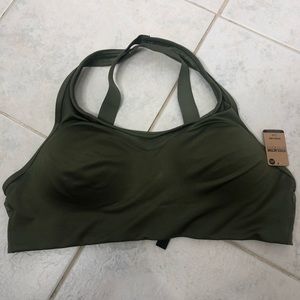 NEW Victoria Pink Padded Sports Bra Large